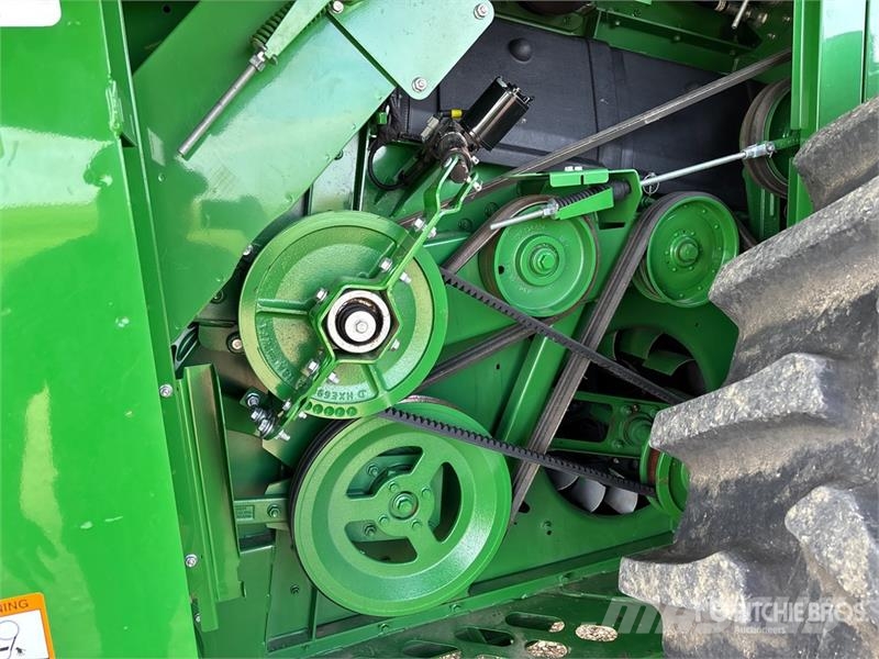 John Deere S770 Combine Harvester Sklízecí mlátičky