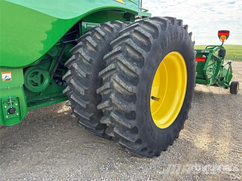John Deere S770 Combine Harvester Sklízecí mlátičky