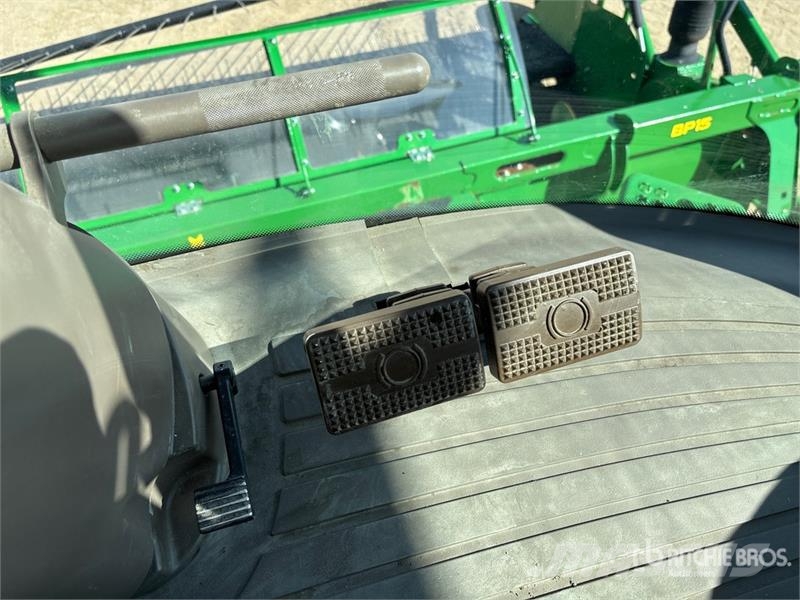 John Deere S780 4x4 Combine Harvester Kombinované zberacie stroje