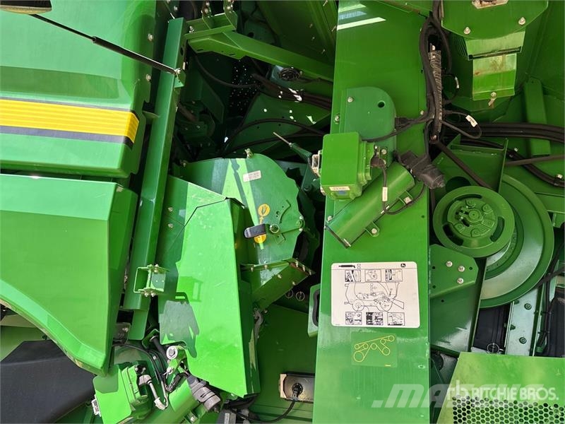 John Deere S780 4x4 Combine Harvester Kombinované zberacie stroje