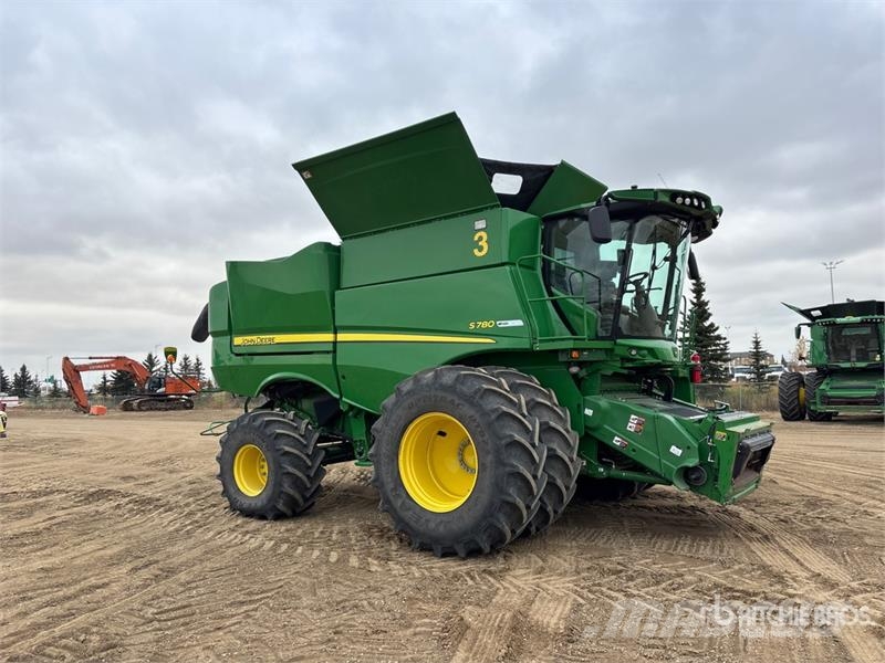 John Deere S780 4x4 Combine Harvester Mietitrebbiatrici