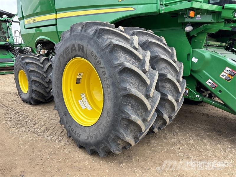 John Deere S780 4x4 Combine Harvester Mietitrebbiatrici