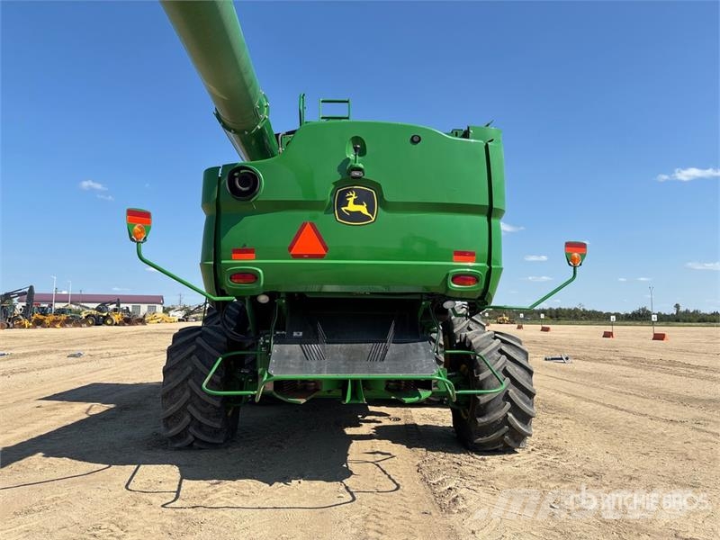 John Deere S780 4x4 Combine Harvester Kombinované zberacie stroje
