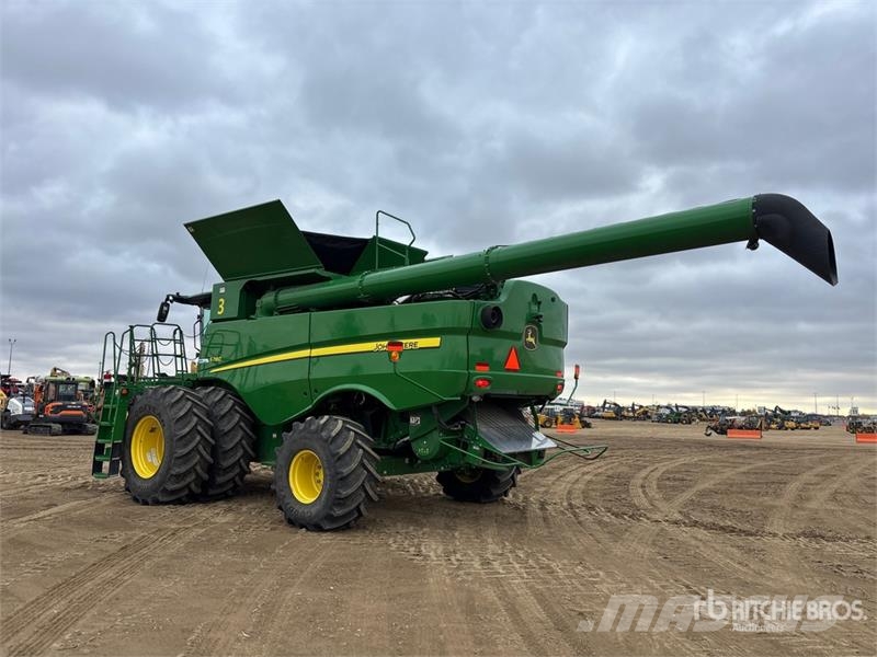 John Deere S780 4x4 Combine Harvester Mietitrebbiatrici