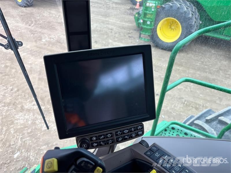 John Deere S780 4x4 Combine Harvester Mietitrebbiatrici