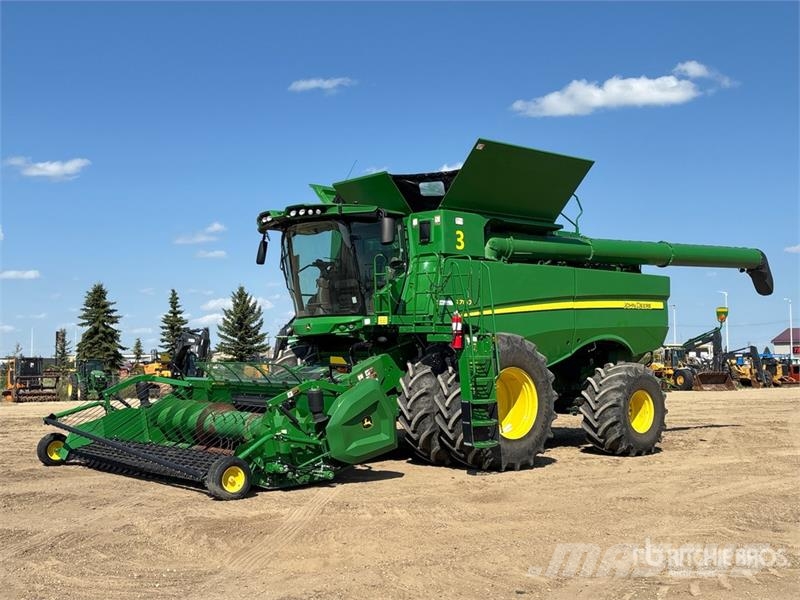 John Deere S780 4x4 Combine Harvester Kombinované zberacie stroje