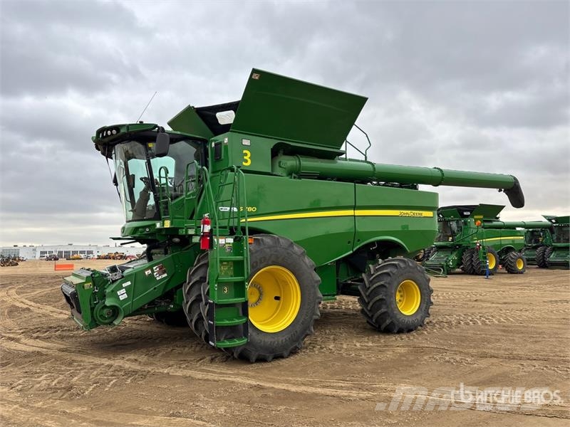 John Deere S780 4x4 Combine Harvester Mietitrebbiatrici