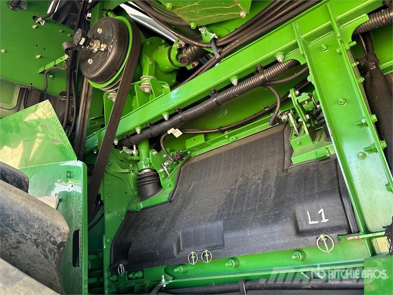 John Deere S780 4x4 Combine Harvester Kombinované zberacie stroje
