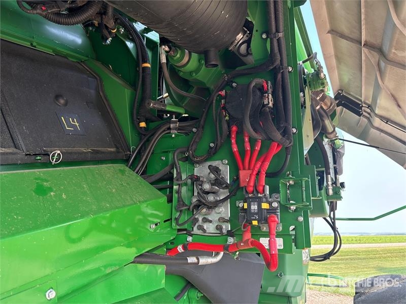 John Deere S780 Combine Harvester コンバイン