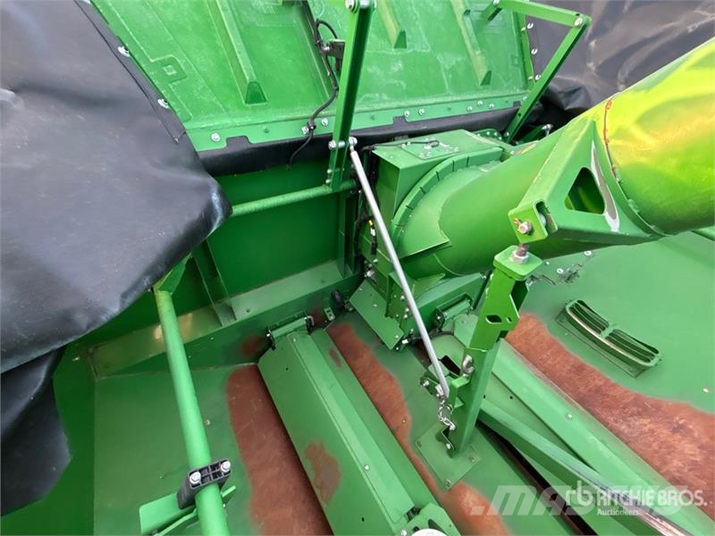 John Deere S780 Combine Harvester حصادات