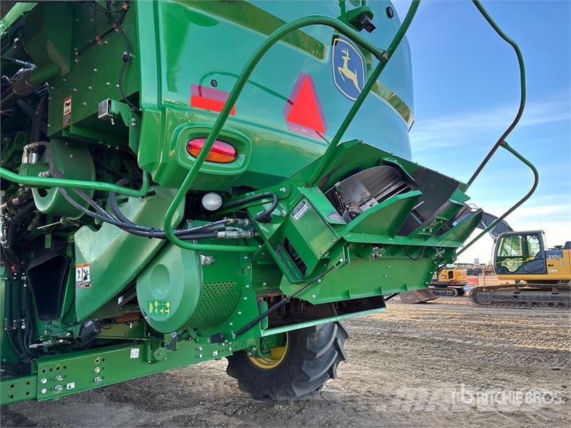 John Deere S780 Combine Harvester حصادات