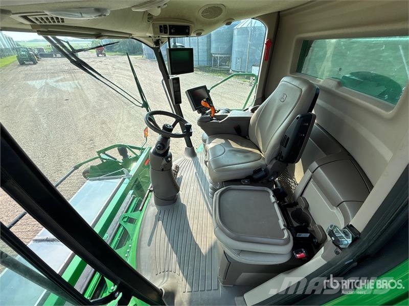 John Deere S780 Combine Harvester コンバイン