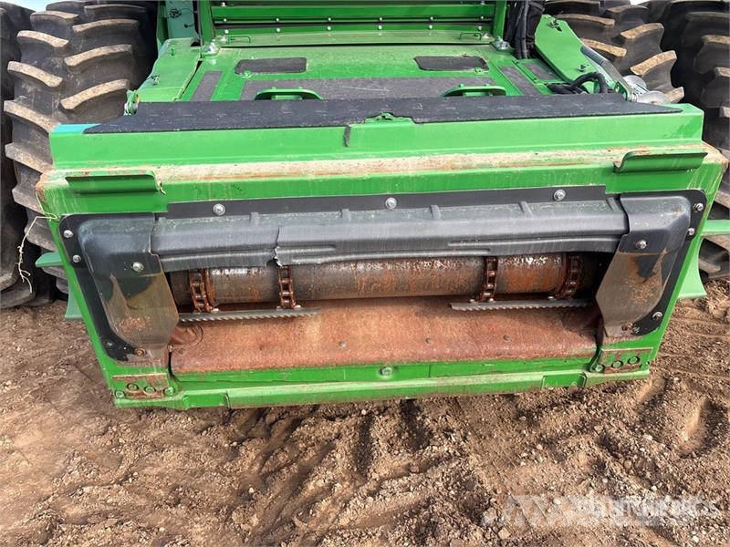 John Deere S780 Combine Harvester حصادات
