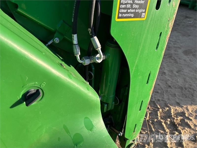 John Deere S780 Combine Harvester حصادات