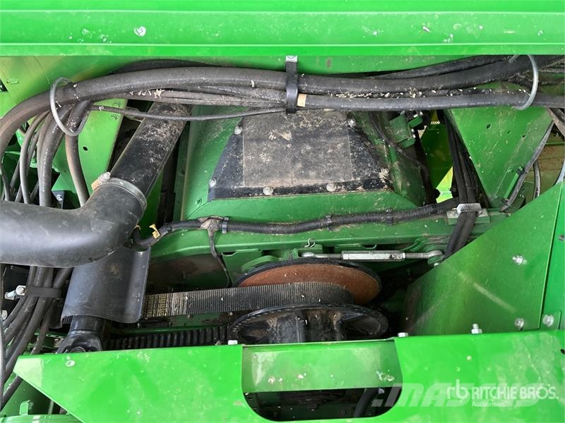 John Deere S780 Combine Harvester حصادات