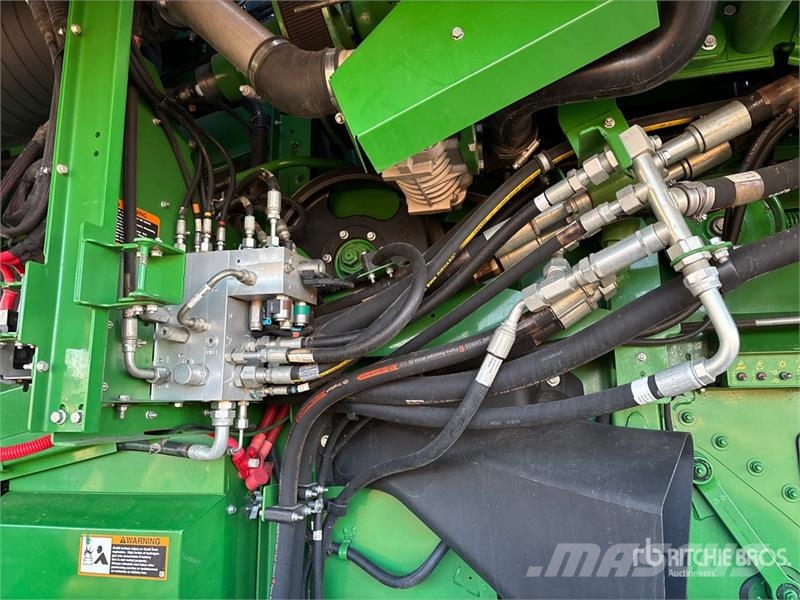 John Deere S780 Combine Harvester حصادات