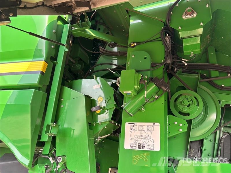 John Deere S780 Combine Harvester コンバイン