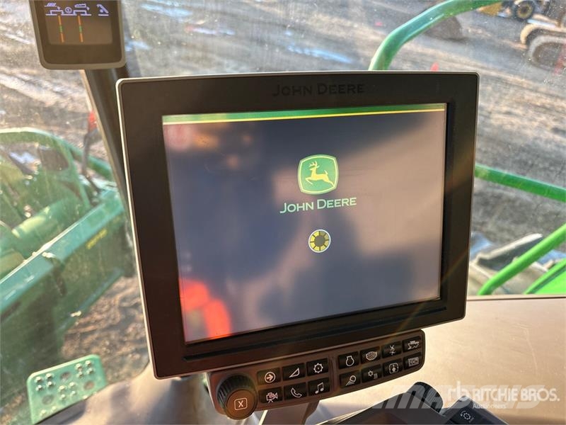 John Deere S780 Combine Harvester حصادات