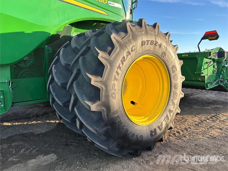 John Deere S780 Combine Harvester حصادات
