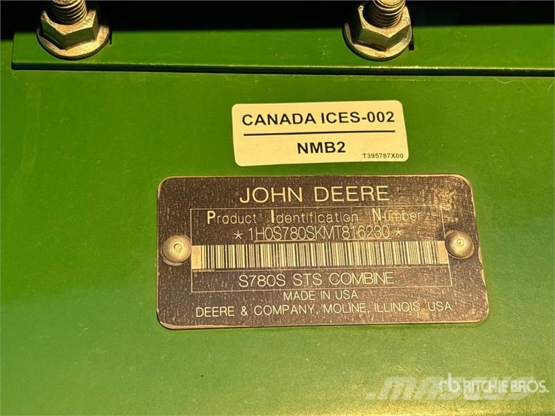 John Deere S780 Combine Harvester حصادات