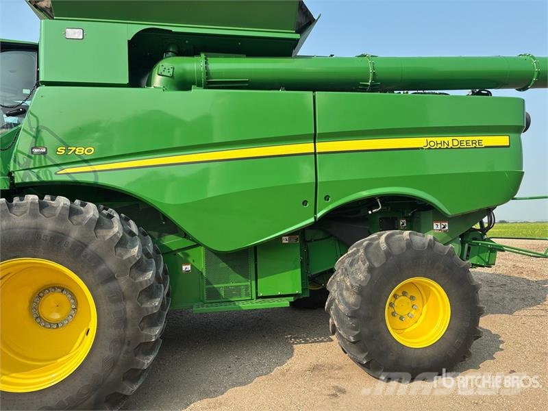 John Deere S780 Combine Harvester コンバイン