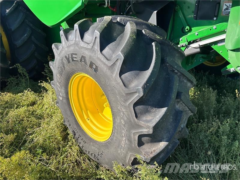 John Deere S790 4x4 Combine Harvester Combine harvesters