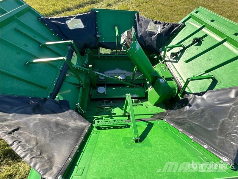 John Deere S790 4x4 Combine Harvester Combine harvesters