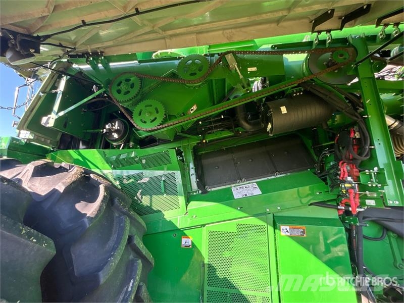 John Deere S790 4x4 Combine Harvester Combine harvesters