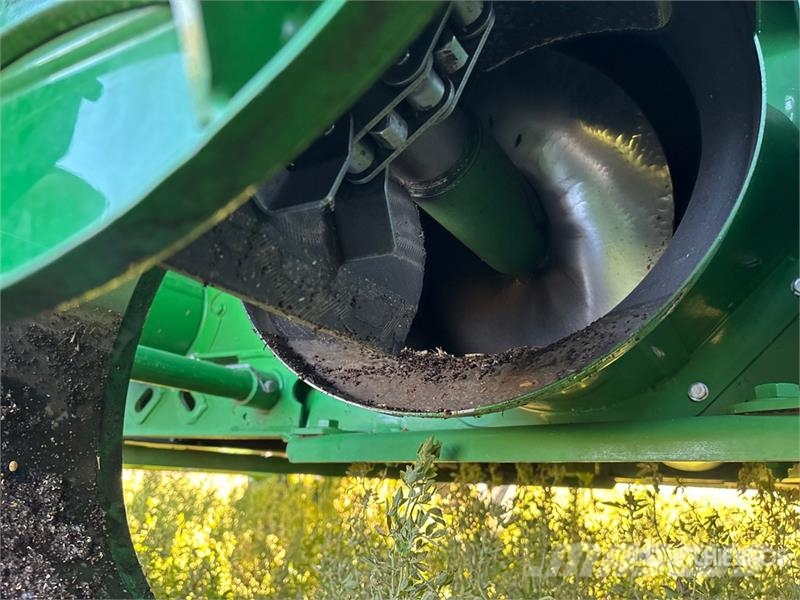 John Deere S790 4x4 Combine Harvester Combine harvesters