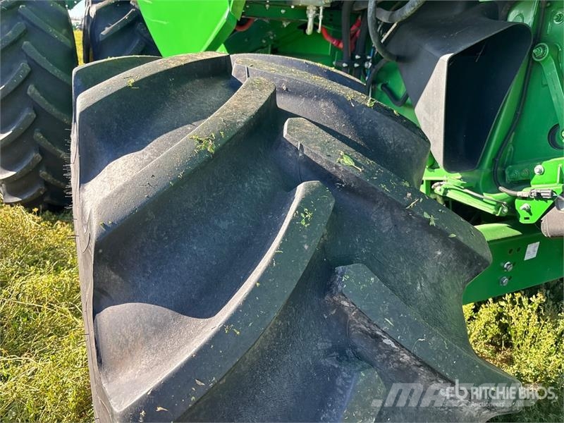 John Deere S790 4x4 Combine Harvester Combine harvesters