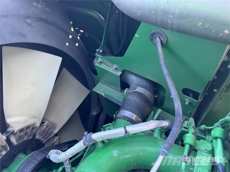 John Deere S790 4x4 Combine Harvester Combine harvesters