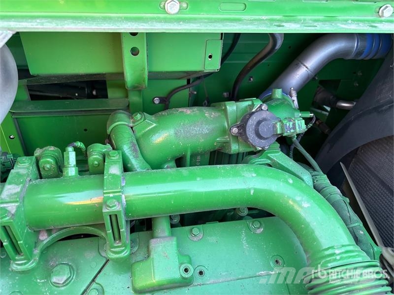 John Deere S790 4x4 Combine Harvester Combine harvesters