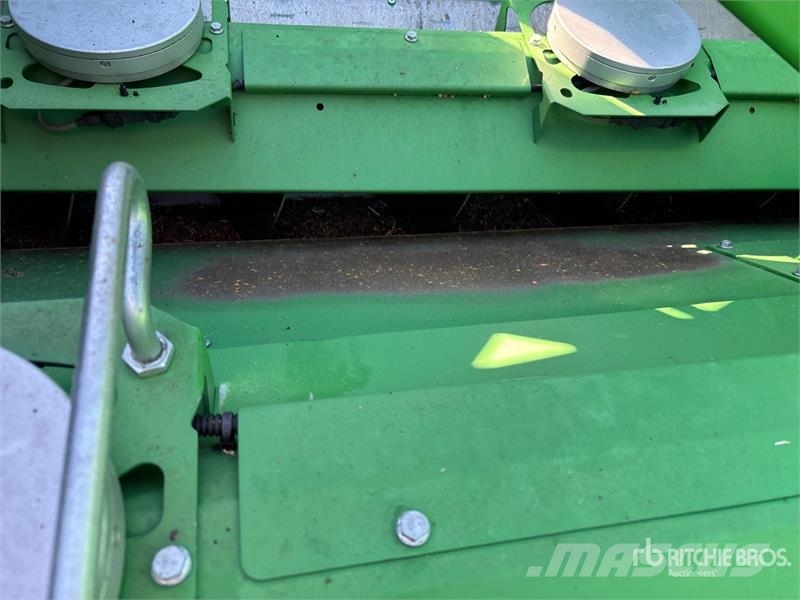 John Deere S790 4x4 Combine Harvester Combine harvesters