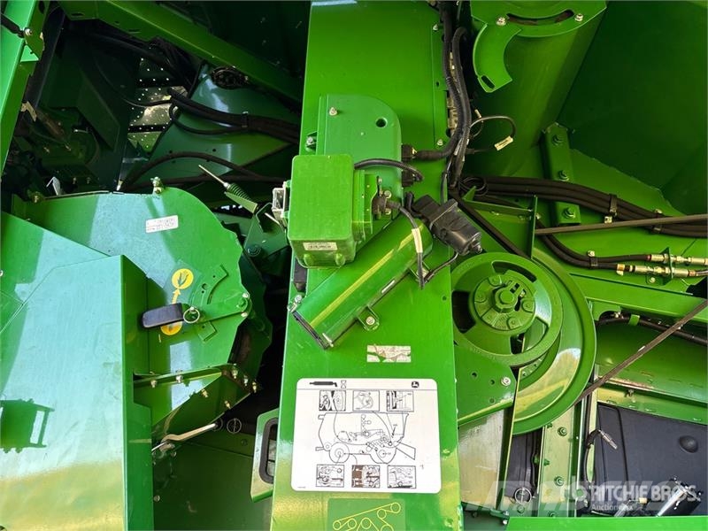 John Deere S790 4x4 Combine Harvester Combine harvesters