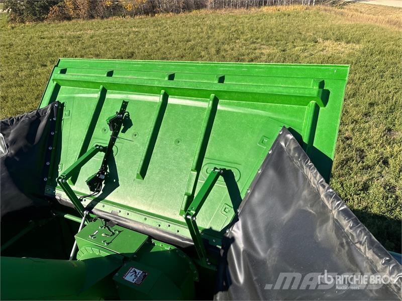 John Deere S790 4x4 Combine Harvester Combine harvesters