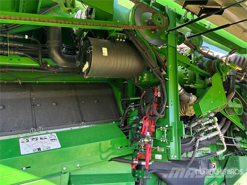 John Deere S790 4x4 Combine Harvester Combine harvesters