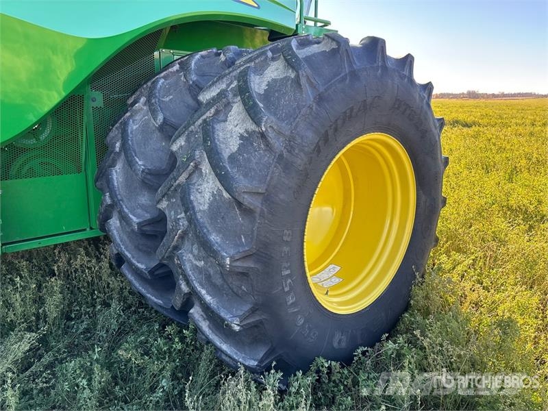 John Deere S790 4x4 Combine Harvester Combine harvesters