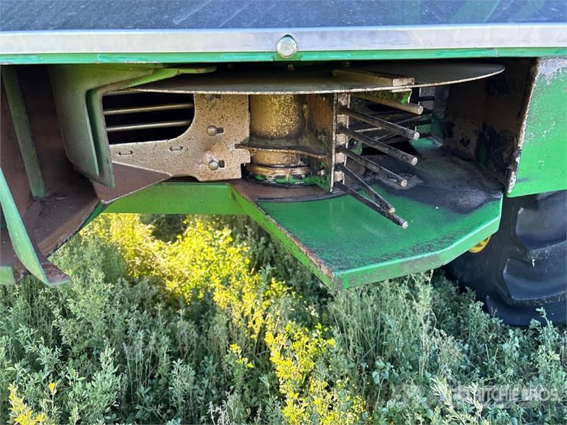 John Deere S790 4x4 Combine Harvester Combine harvesters