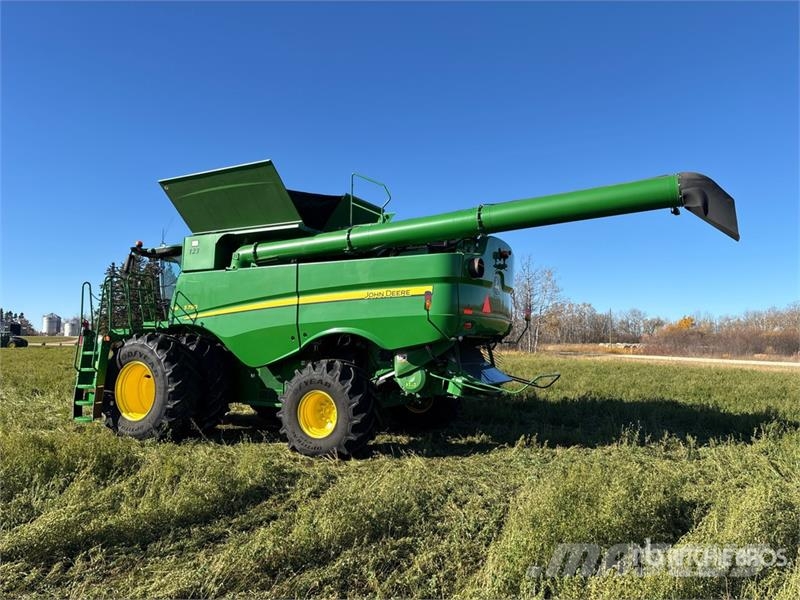 John Deere S790 4x4 Combine Harvester Combine harvesters