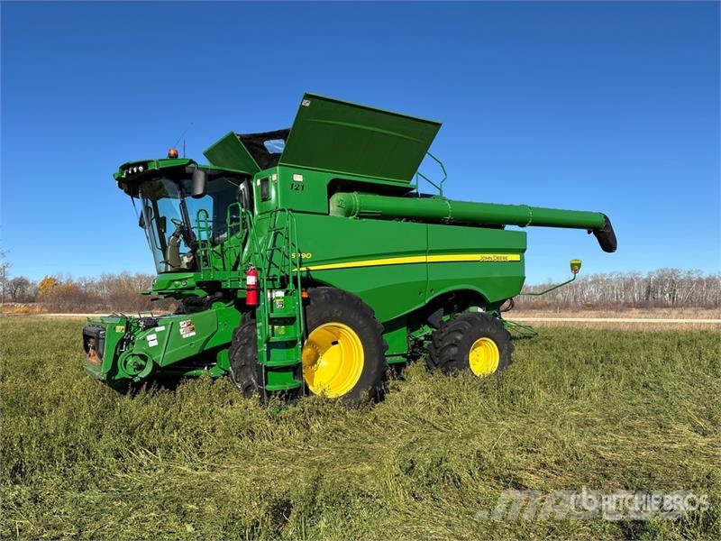 John Deere S790 4x4 Combine Harvester Combine harvesters