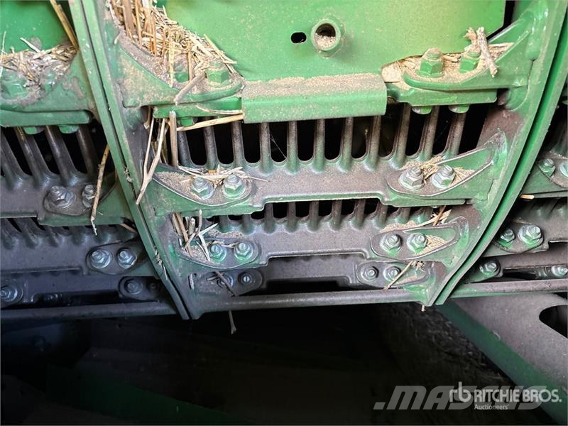 John Deere S790 4x4 Combine Harvester Combine harvesters