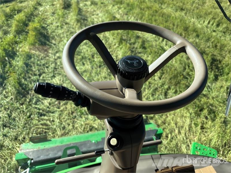 John Deere S790 4x4 Combine Harvester Combine harvesters