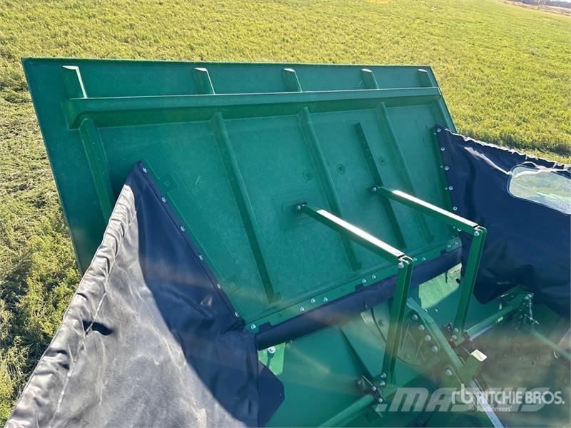 John Deere S790 4x4 Combine Harvester Combine harvesters