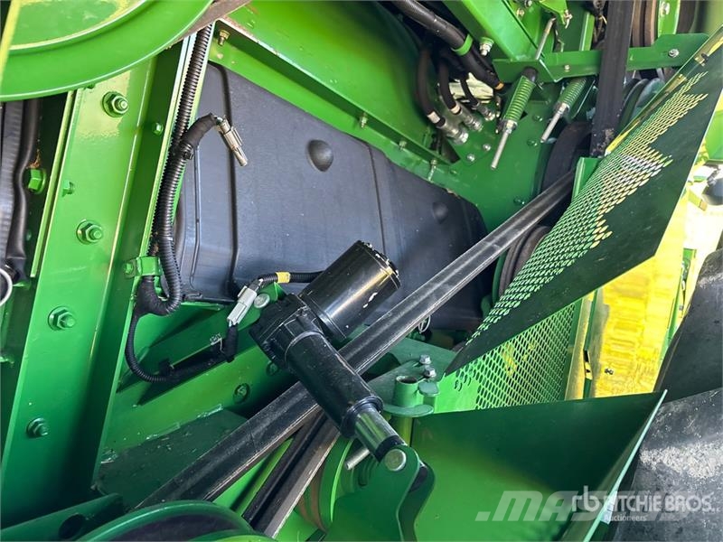 John Deere S790 4x4 Combine Harvester Combine harvesters