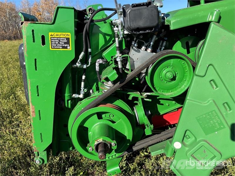 John Deere S790 4x4 Combine Harvester Combine harvesters