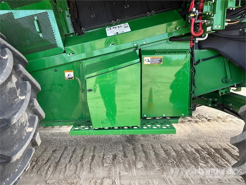 John Deere S790 Combine Harvester Kombájnok