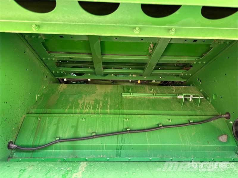 John Deere S790 Combine Harvester Combine harvesters