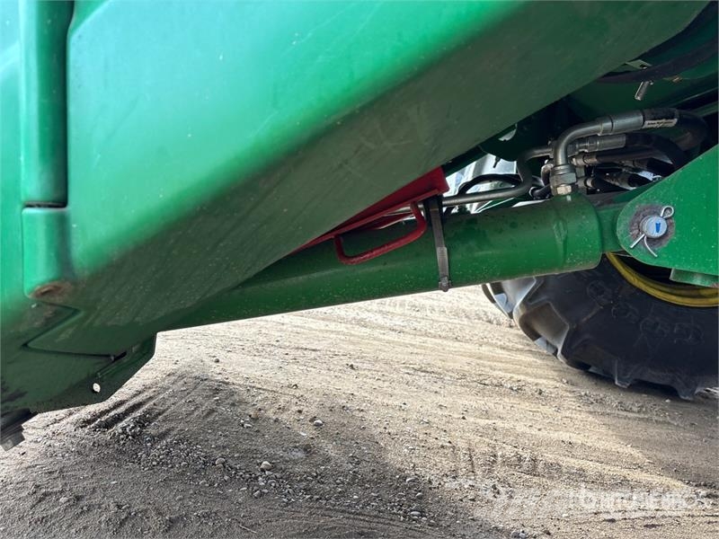 John Deere S790 Combine Harvester Mietitrebbiatrici