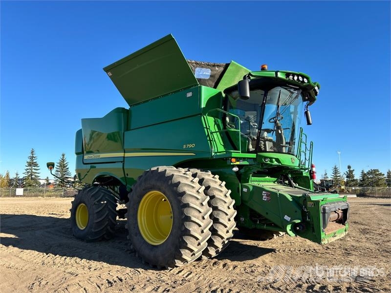 John Deere S790 Combine Harvester Θεριζοαλωνιστικές μηχανές