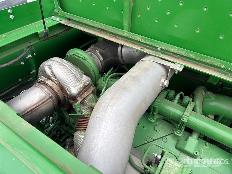 John Deere S790 Combine Harvester Skurtreskere